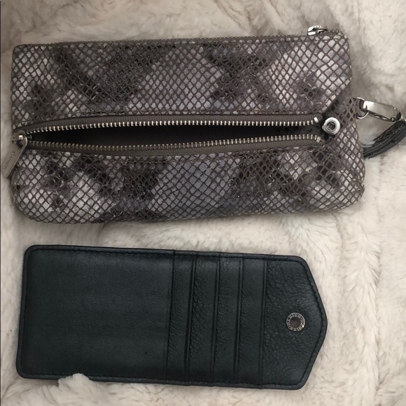 Danier Wallet - Picture 4 of 6